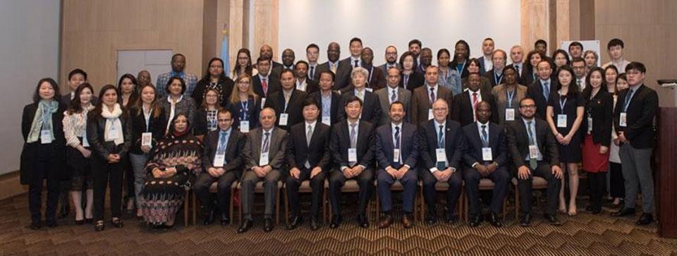 Group of participants in the 2019 Executive Training Course for Policymakers on the 2030 Agenda and the SDGs (May 2019)